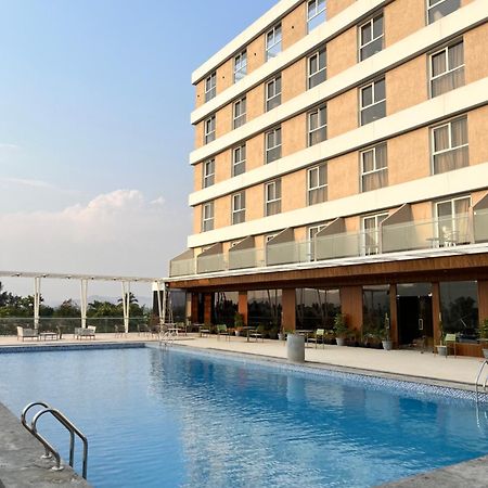 Vits Satyajeet Karad Hotel Luaran gambar