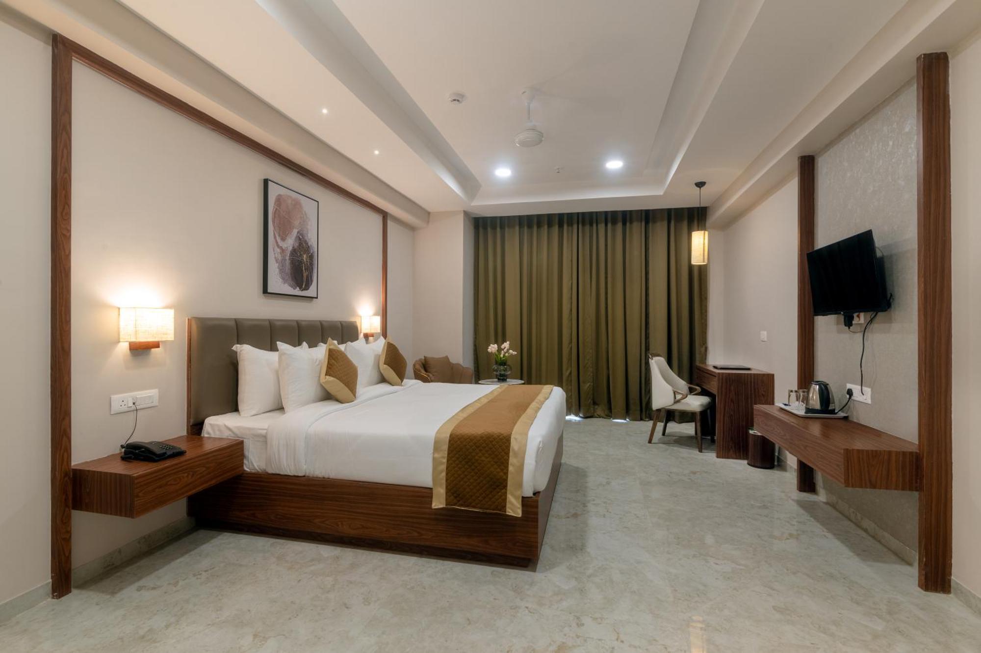 Vits Satyajeet Karad Hotel Luaran gambar